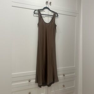 Gap Satin Midi dress Size Medium